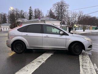 2008 Ford Focus II Рестайлинг, серебристый, 320000 рублей, вид 4