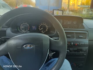 2015 Lada (ВАЗ) Priora I Рестайлинг, белый, 420000 рублей, вид 5