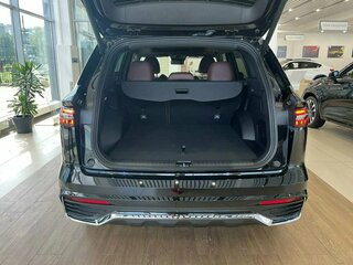 2026 Geely Monjaro I Рестайлинг, чёрный, 4905441 рублей, вид 5