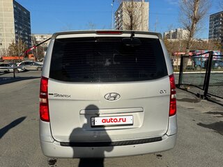 2008 Hyundai Grand Starex I, серебристый, 1300000 рублей, вид 4