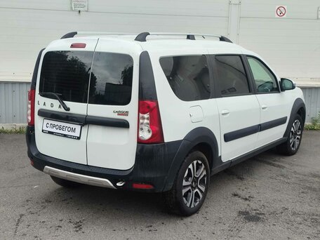 2021 Lada (ВАЗ) Largus Cross I Рестайлинг, белый, 990000 рублей, вид 4
