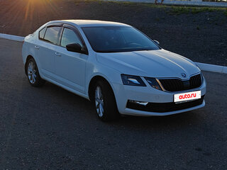 2020 Skoda Octavia III (A7) Рестайлинг, белый, 1590000 рублей, вид 5