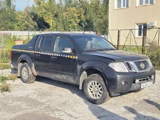 2010 Nissan Navara (Frontier) III (D40) Рестайлинг, чёрный, 450000 рублей, вид 2