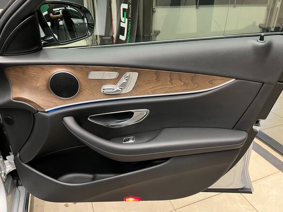 2017 Mercedes-Benz E-Класс 200 V (W213, S213, C238), серебристый, 2790000 рублей - вид 14
