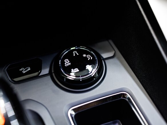 2024 Peugeot 5008 II Рестайлинг, белый, 4534000 рублей - вид 21