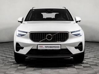 2024 Volvo XC40 I Рестайлинг, белый, 4611703 рублей, вид 2