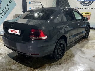 2016 Volkswagen Polo V Рестайлинг, серый, 690000 рублей, вид 4