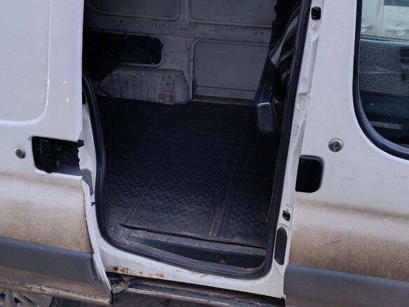 2008 Citroen Berlingo I Рестайлинг, белый, 290000 рублей - вид 10