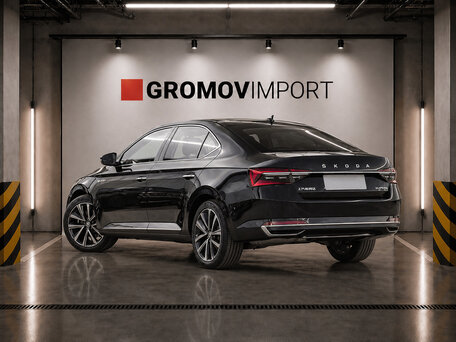2025 Skoda Superb III Рестайлинг, чёрный, 2900000 рублей, вид 5