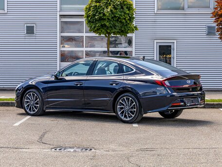 2019 Hyundai Sonata VIII (DN8), синий, 2295000 рублей, вид 4