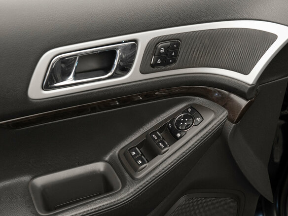 2013 Ford Explorer V, чёрный - вид 19