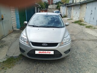 2010 Ford Focus II Рестайлинг, серебристый, 670000 рублей, вид 2