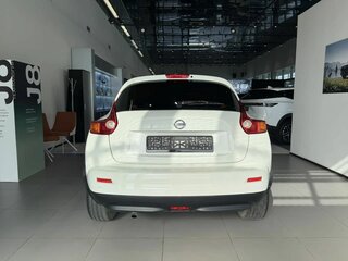 2013 Nissan Juke I, белый, 990000 рублей, вид 5