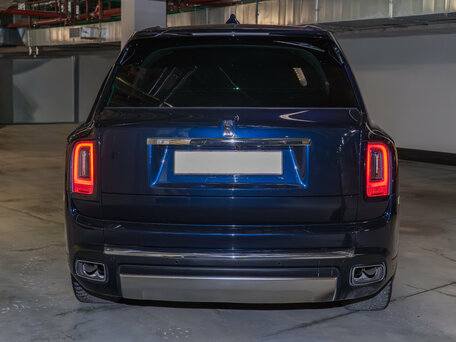 2019 Rolls-Royce Cullinan I (Series I), синий, 27400000 рублей, вид 4
