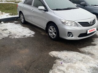 2011 Toyota Corolla X (E140, E150) Рестайлинг, серебристый, 950000 рублей, вид 4
