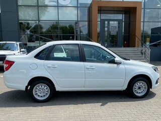 2026 Lada (ВАЗ) Granta I Рестайлинг, белый, 1063000 рублей, вид 4