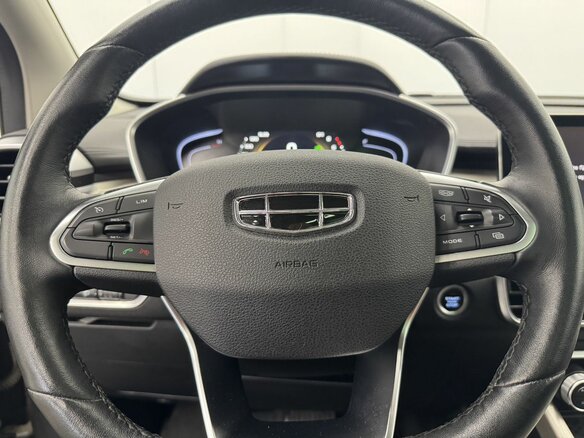 2023 Geely Coolray I, серый, 1699000 рублей - вид 13