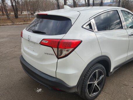 2022 Honda Vezel I Рестайлинг, белый, 1450000 рублей, вид 5