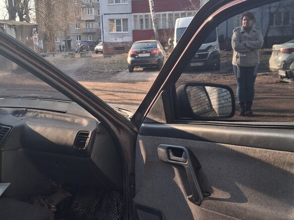 2001 Lada (ВАЗ) 2111, красный, 225000 рублей - вид 13