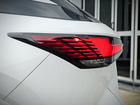 2024 Lexus RX 350 V, белый - вид 9