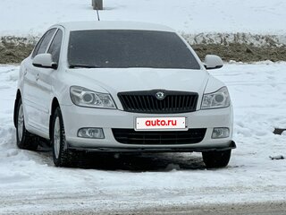 2012 Skoda Octavia II (A5) Рестайлинг, белый, 870000 рублей, вид 3