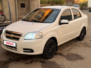 2010 Chevrolet Aveo I Рестайлинг, белый, 430000 рублей, вид 1