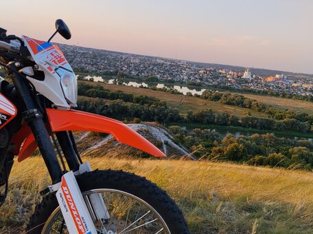 2025 Racer Panther, оранжевый, 139000 рублей, вид 2