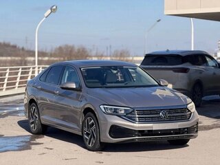 2022 Volkswagen Sagitar III Рестайлинг, коричневый, 1695000 рублей, вид 3