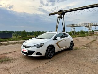 2013 Opel Astra GTC J Рестайлинг, белый, 1250000 рублей, вид 3