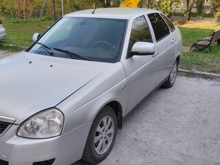 2014 Lada (ВАЗ) Priora I Рестайлинг, серебристый, 450000 рублей, вид 1