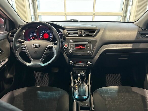 2016 Kia Rio III Рестайлинг, красный, 1245000 рублей - вид 10