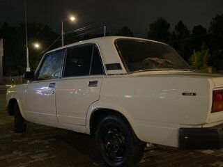 1998 Lada (ВАЗ) 2105, белый, 159000 рублей, вид 5