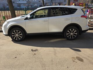 2016 Toyota RAV4 IV (XA40) Рестайлинг, белый, 1830000 рублей, вид 3