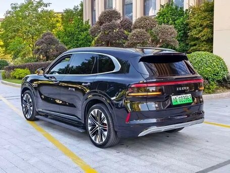 2026 Zeekr 8X 70 kWh, чёрный, 10500000 рублей, вид 4