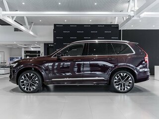 2025 Volvo XC90 B5 II Рестайлинг 2, красный, 12750000 рублей, вид 4