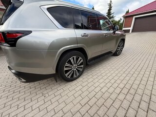 2022 Lexus LX 600 IV, серебристый, 12500000 рублей, вид 4