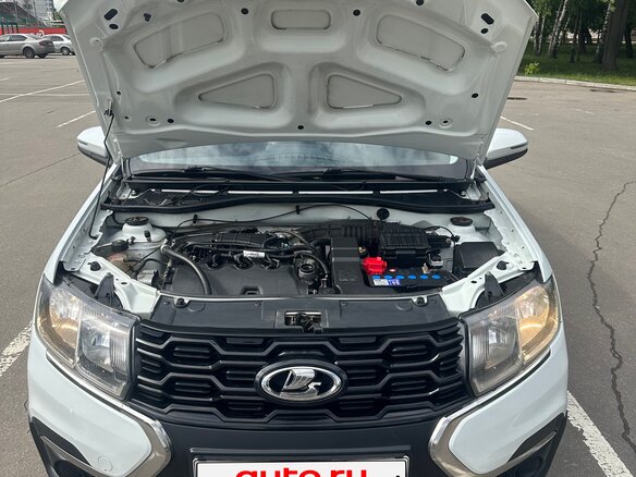 2021 Lada (ВАЗ) Largus Cross I Рестайлинг, белый, 1050000 рублей - вид 2