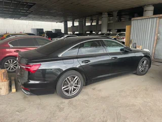 2021 Audi A6 45 TFSI V (C8), чёрный, 3685000 рублей, вид 2