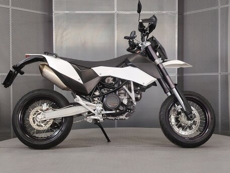 2010 KTM 690 SMC, белый, 509000 рублей, вид 1
