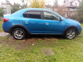 2019 Renault Logan Stepway II Рестайлинг, синий, 950000 рублей, вид 3