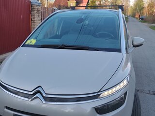 2017 Citroen C4 Picasso Grand II Рестайлинг, бежевый, 1300000 рублей, вид 1