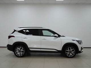2022 Kia Seltos I, белый, 1850000 рублей, вид 5