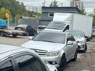 2009 Mercedes-Benz C-Класс 300 III (W204), серебристый, 900000 рублей, вид 4