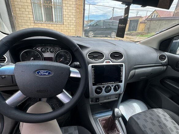 2009 Ford Focus II Рестайлинг, серый, 419980 рублей - вид 4