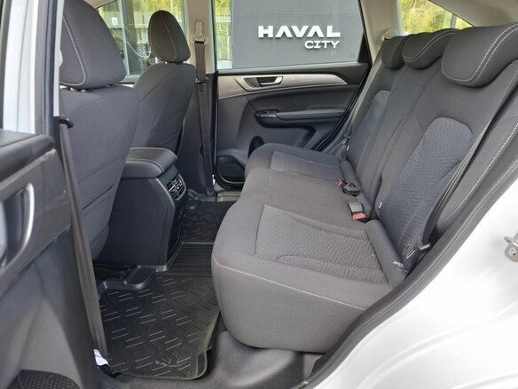 2026 Haval M6 II, белый - вид 19