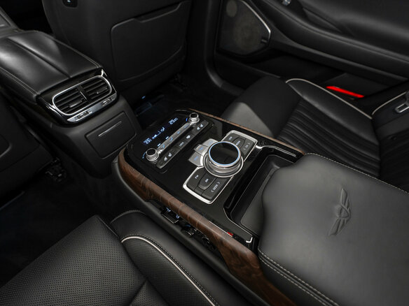 2019 Genesis G90 I Рестайлинг, чёрный, 2690000 рублей - вид 15