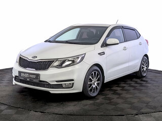 2015 Kia Rio III Рестайлинг, белый, 1250000 рублей, вид 1