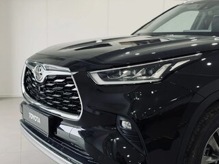 2026 Toyota Highlander IV (XU70), чёрный, 5500000 рублей, вид 4