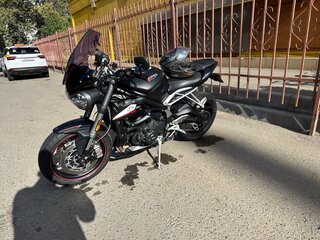 2019 Triumph Street Triple, чёрный, 850000 рублей, вид 5