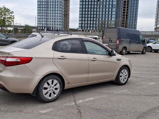 2011 Kia Rio 4-speed III, бежевый, 719000 рублей, вид 5